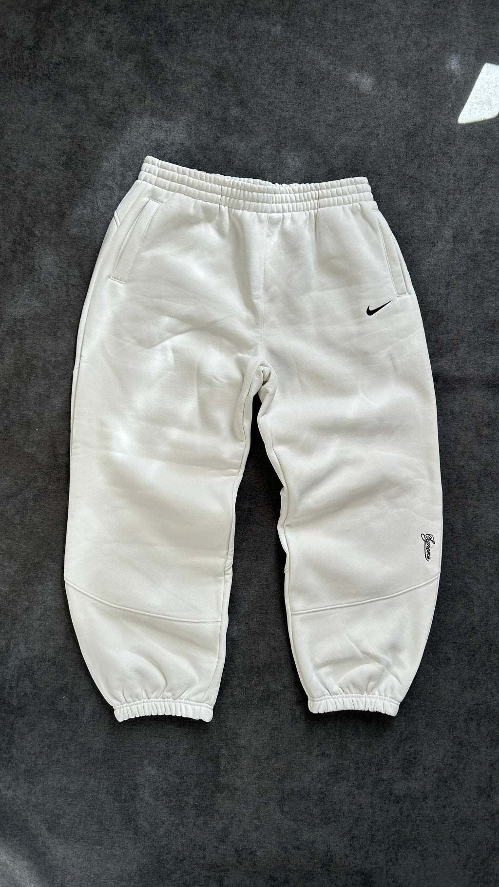 Supreme x Nike Jogging SS25