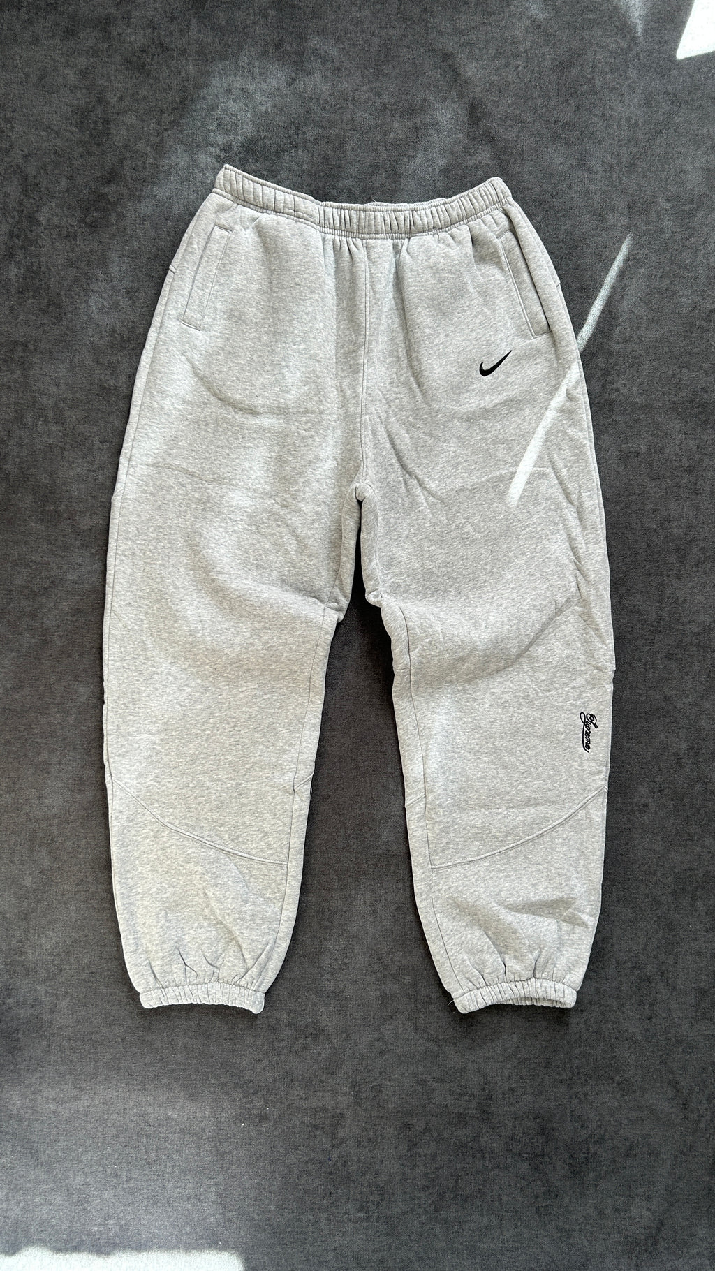 Supreme x Nike Jogging SS25