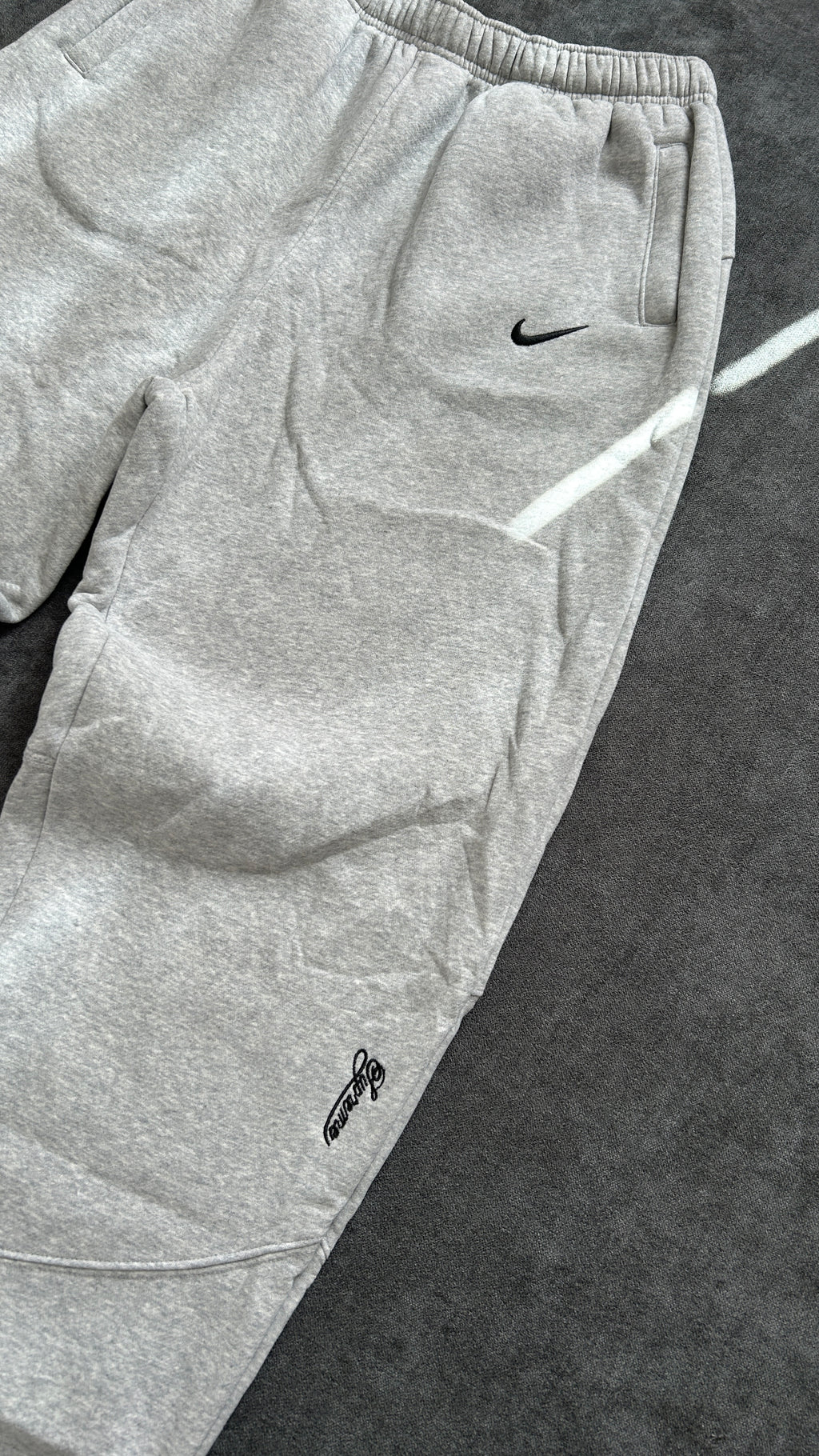Supreme x Nike Jogging SS25